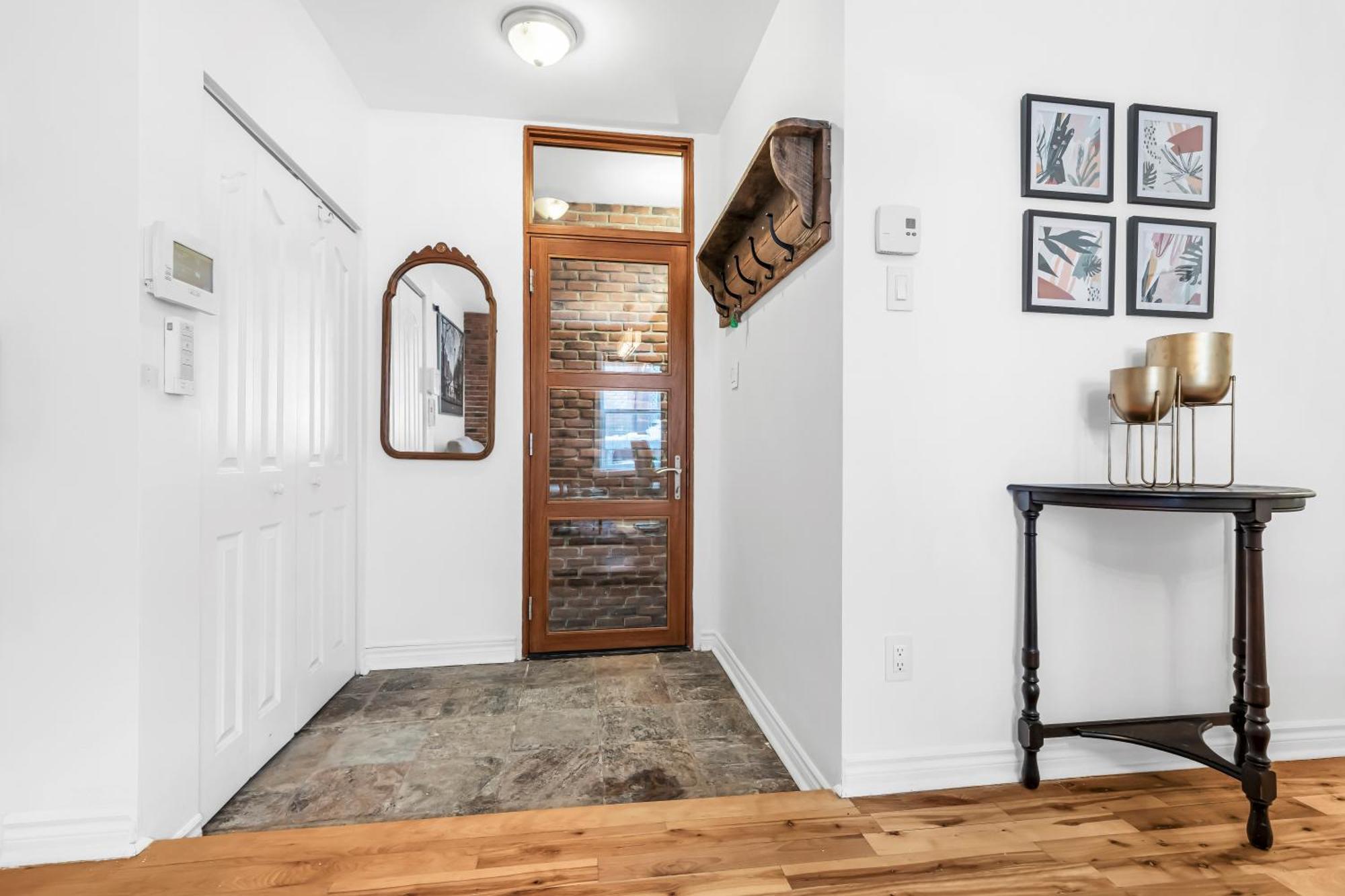 Beautiful 3-Bedrooms In Heart Of Plateau Mont-Royal Μόντρεαλ Εξωτερικό φωτογραφία