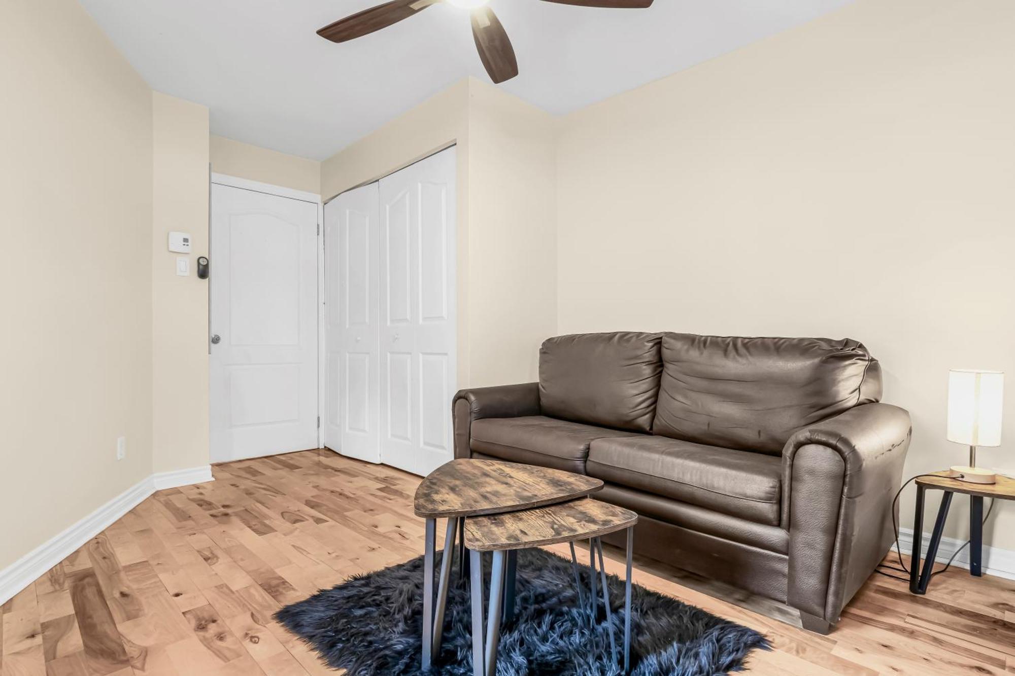 Beautiful 3-Bedrooms In Heart Of Plateau Mont-Royal Μόντρεαλ Εξωτερικό φωτογραφία