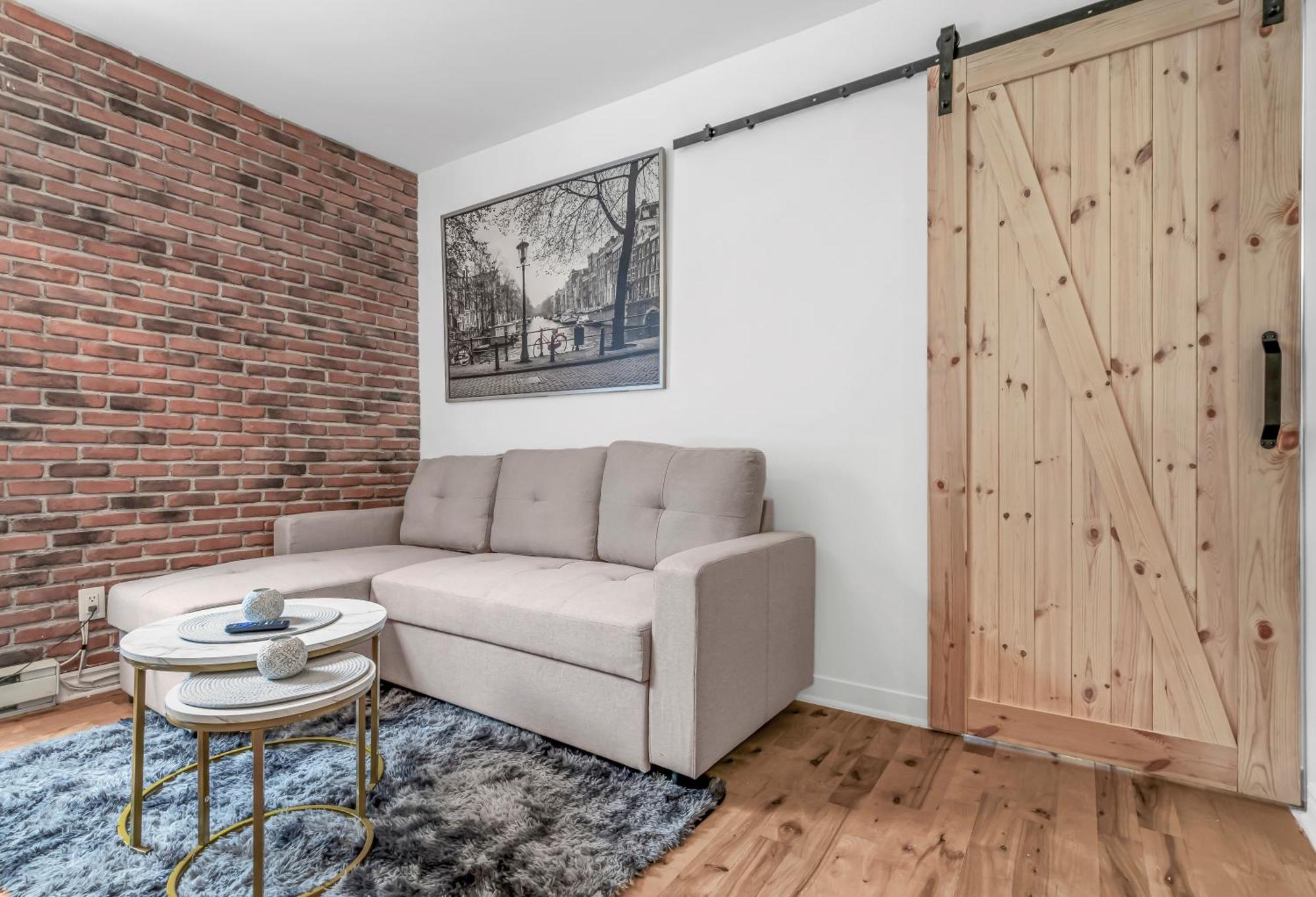Beautiful 3-Bedrooms In Heart Of Plateau Mont-Royal Μόντρεαλ Εξωτερικό φωτογραφία