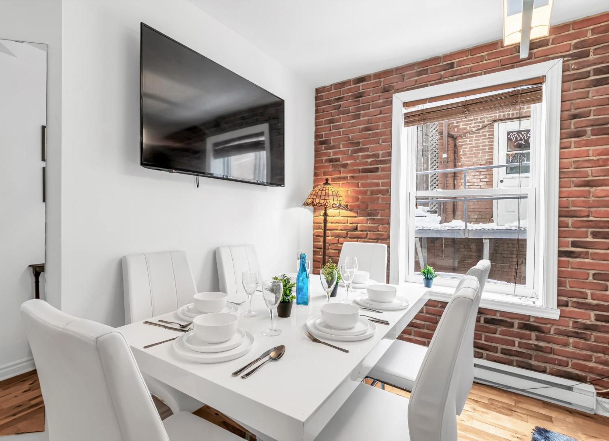 Beautiful 3-Bedrooms In Heart Of Plateau Mont-Royal Μόντρεαλ Εξωτερικό φωτογραφία